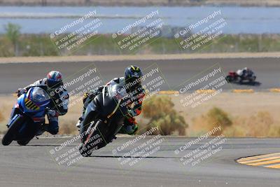 media/Oct-08-2022-SoCal Trackdays (Sat) [[1fc3beec89]]/Turn 14 (1050am)/